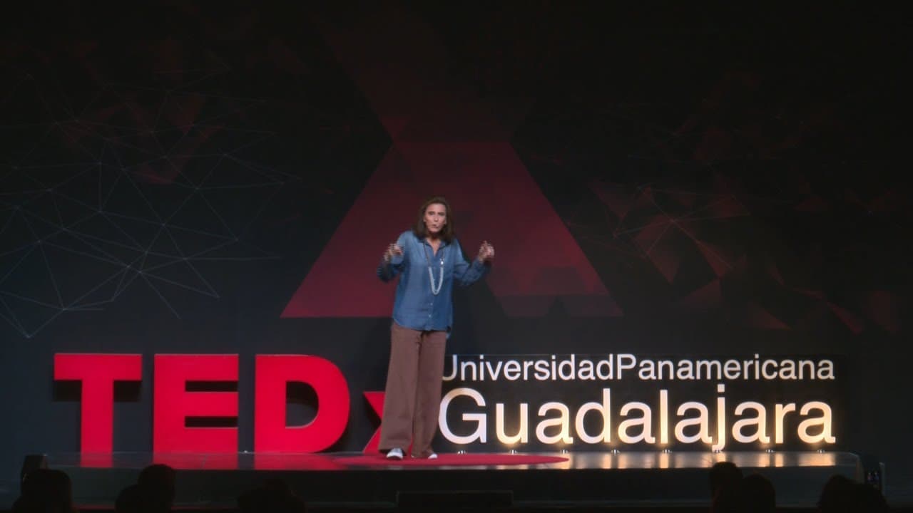 Entre el compromiso y el deseo | Tere Díaz | TEDxUniversidadPanamericanaGuadalajara