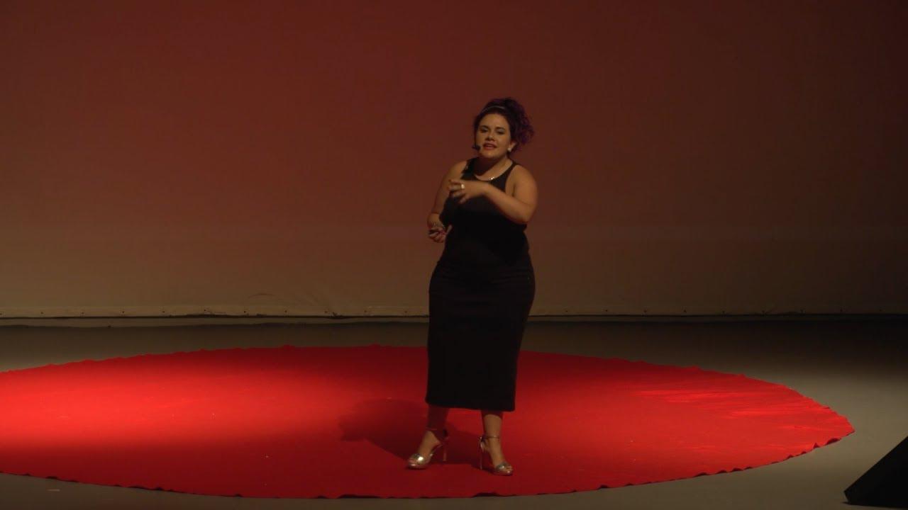 Positivismo corporal, mente y libertad: una revolución personal | Joanne Chávez | TEDxUSFQ