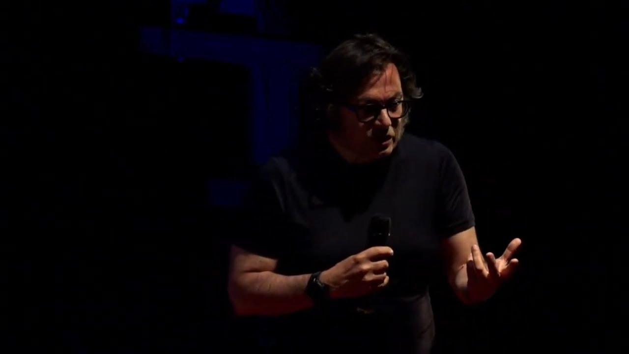 COME PESCI CHE MODELLANO L’ACQUA | Alessandro Corsini | TEDxSapienzaU